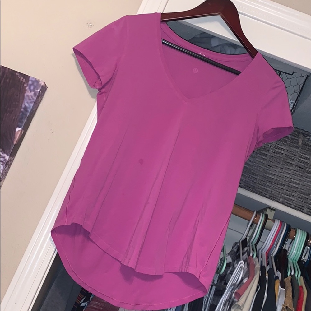 Lululemon t shirt 🌸